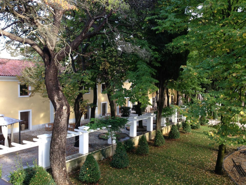 Main building Falkensteiner Hotel Adriana