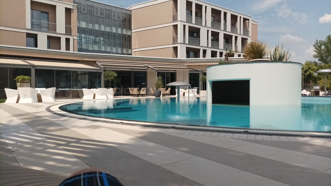 Pool Aura Hotel