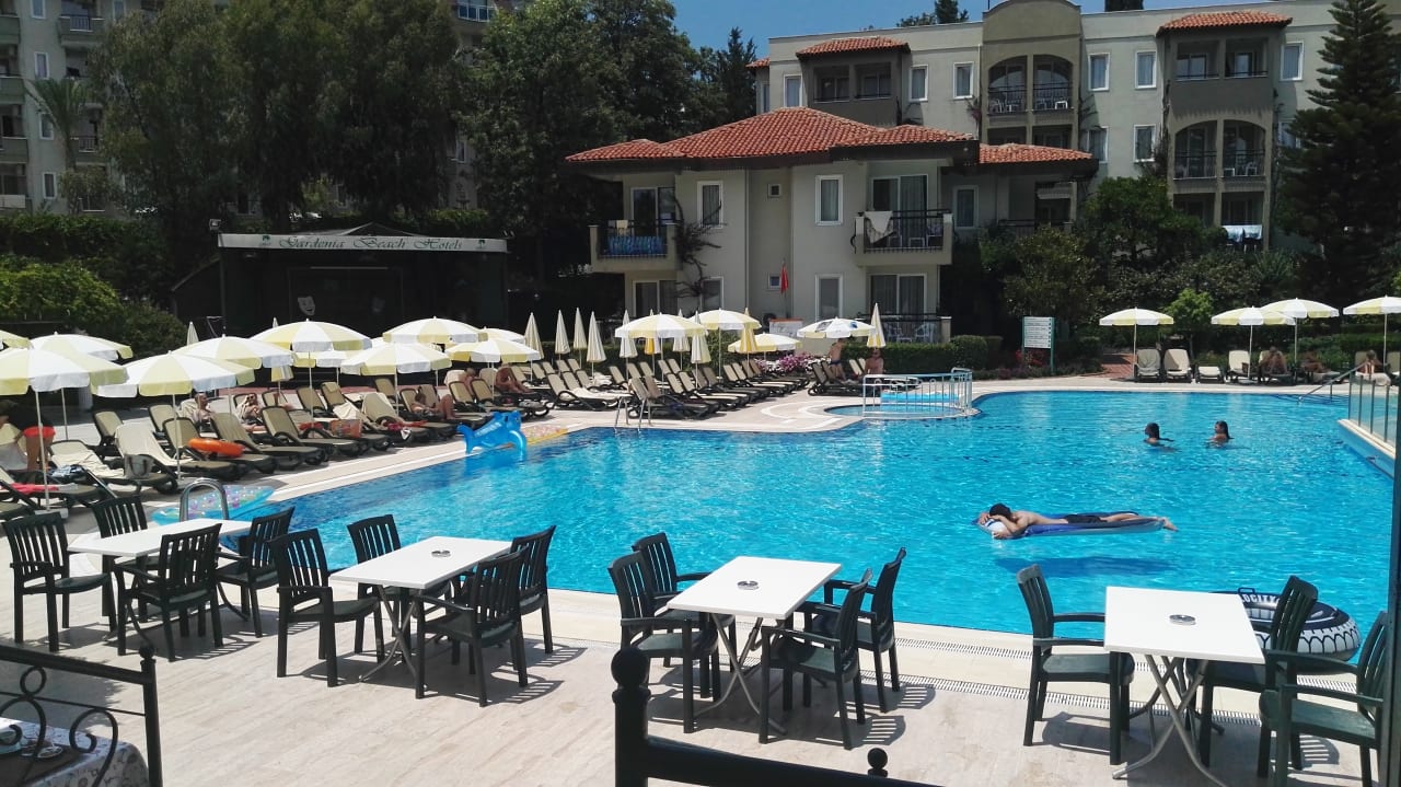 Außenansicht Hotel Gardenia Beach