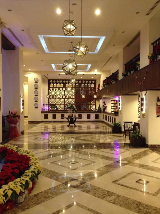 Hotellobby und Rezeption Steigenberger Aqua Magic