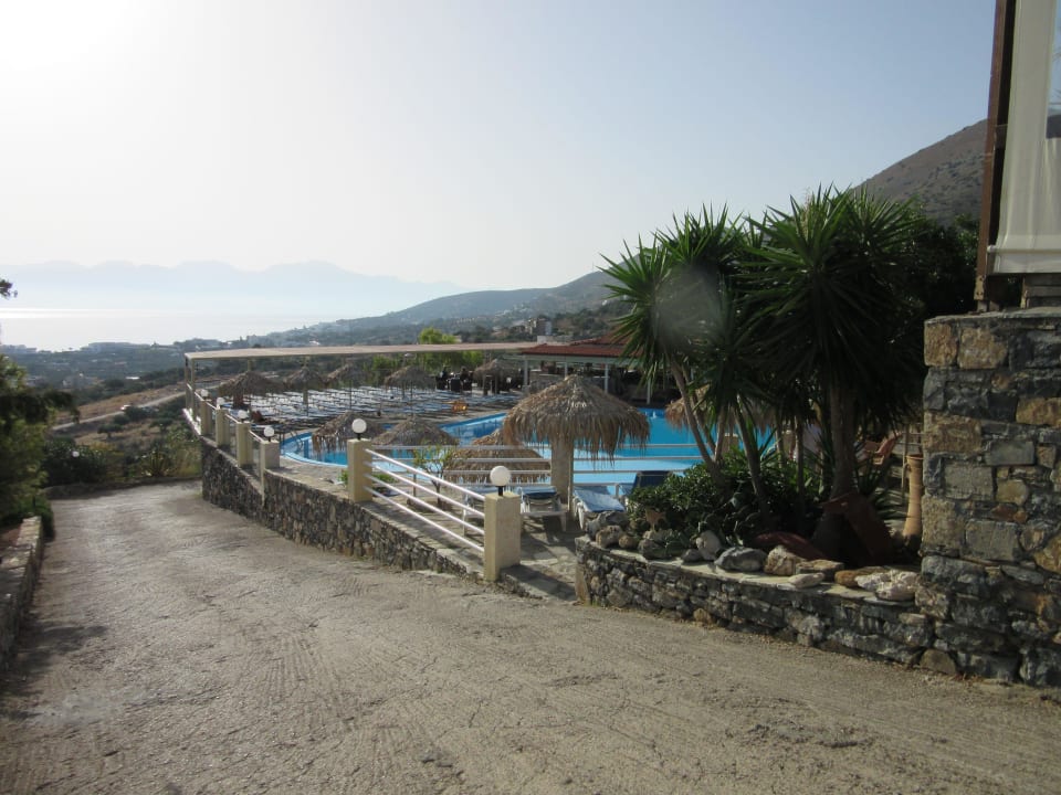 Pool mit steilem Weg Elounda Residence Resort & Waterpark