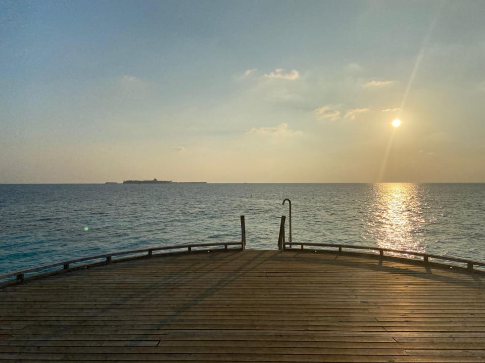 Ausblick Outrigger Maldives Maafushivaru Resort