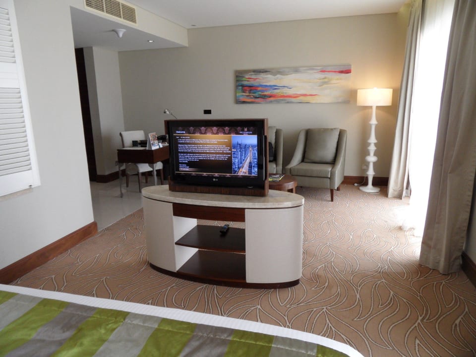 Wohnzimmer The Tower Plaza Hotel Dubai