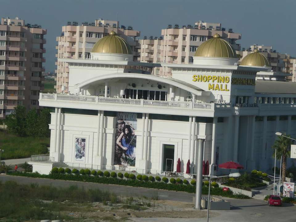 Shoppingcenter Limak Lara Deluxe Hotel & Resort