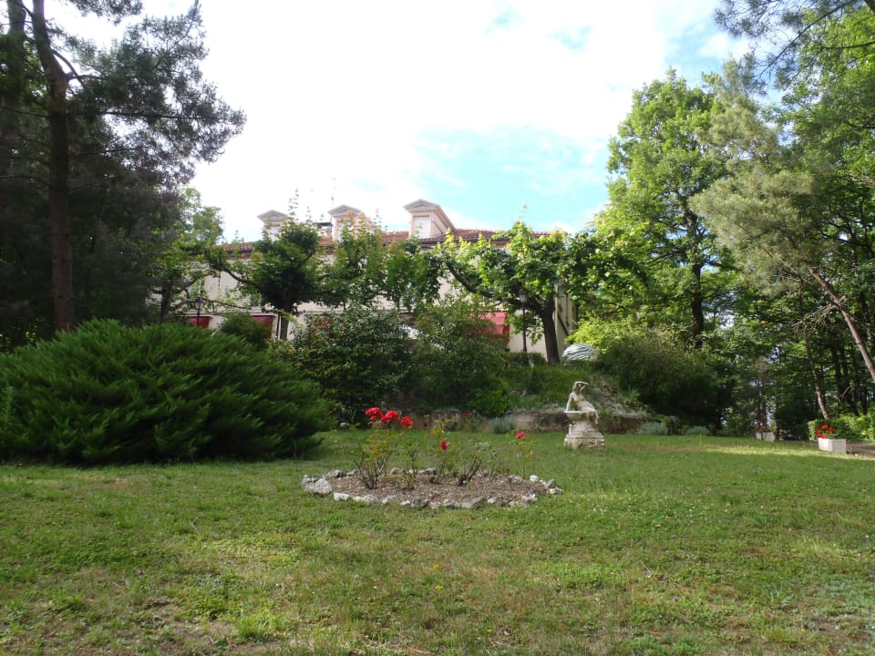 La façade La Villa Les Pins