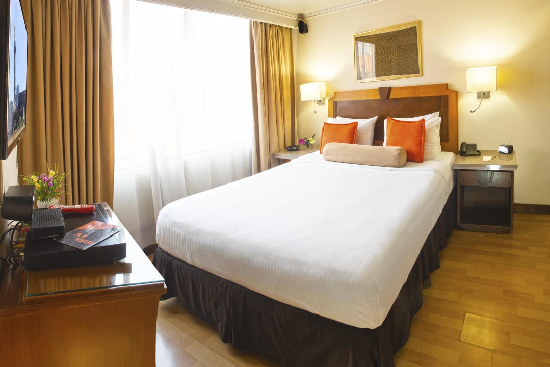 Zimmer Lancaster House