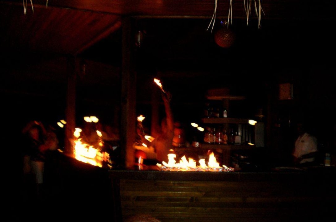Feuershow Oz Hotels Incekum Beach