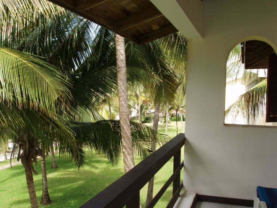 Seitlicher Blick PrideInn Flamingo Beach Resort & Spa