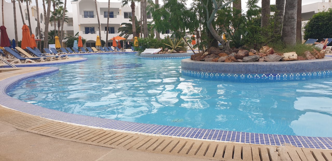 Pool Hotel Nesrine