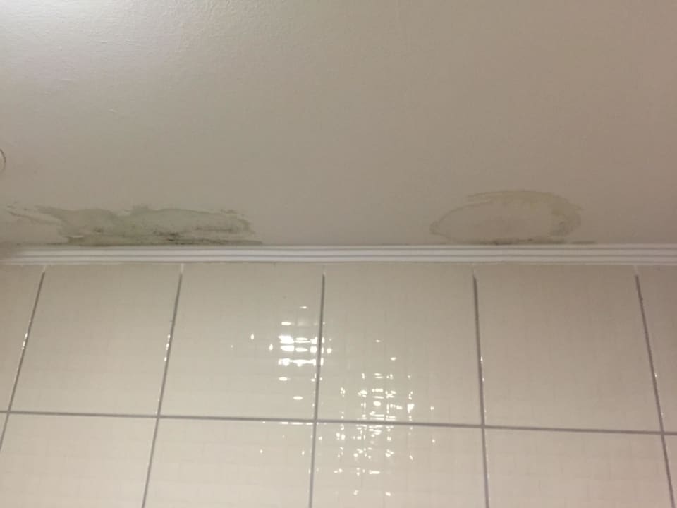 Badezimmer Decke Starlight Resort Hotel