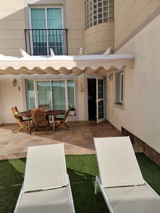 Zimmer Orquídea Holiday Modern House