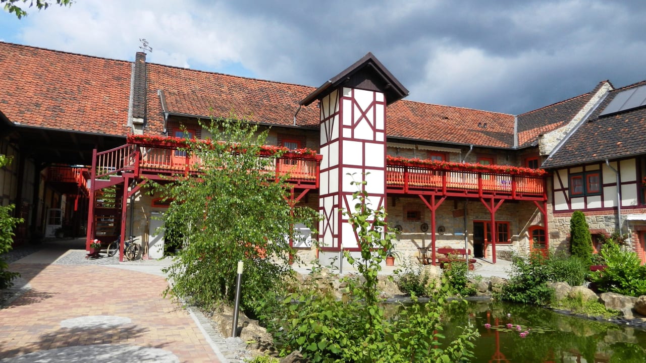 Innenhof zwei Hotel Gut Voigtländer