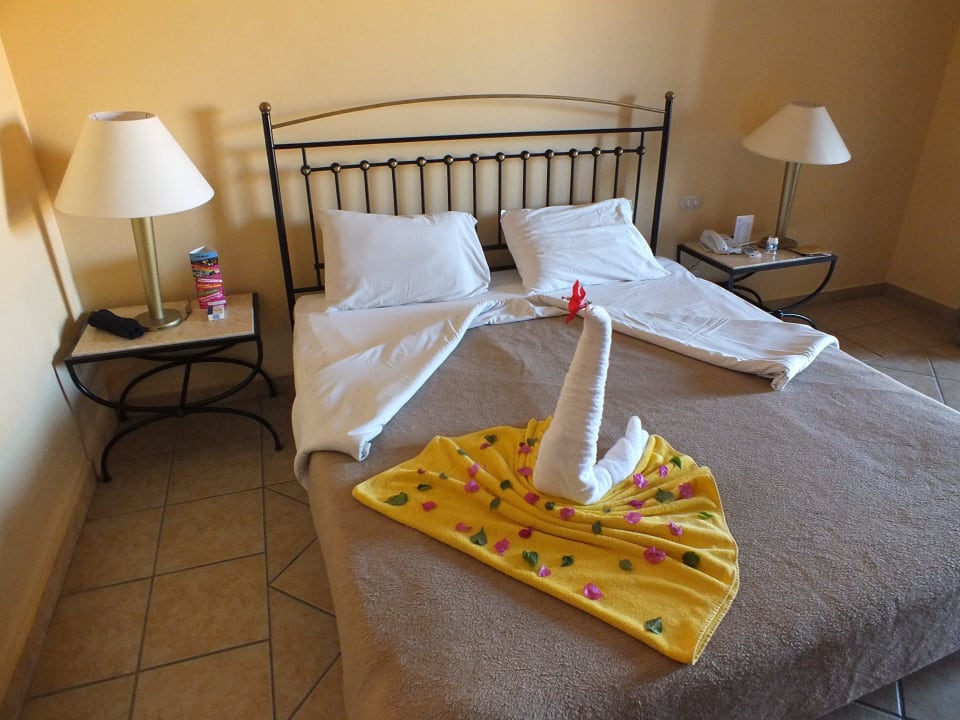 Immer schön die Zimmer! Jaz Makadi Saraya Resort