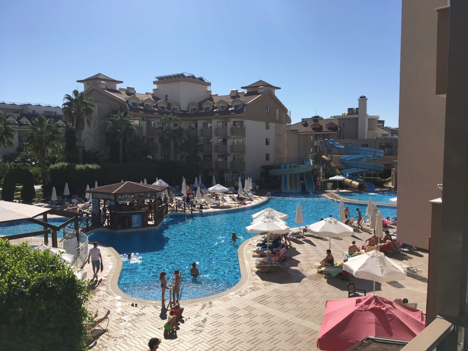 Pool Grand Seker Hotel
