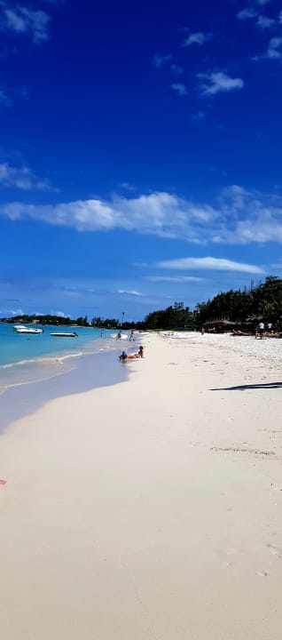 Strand Crystals Beach Resort Belle Mare, a member of Radisson Individuals