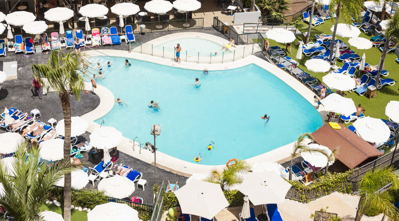 Pool Globales Los Patos Park