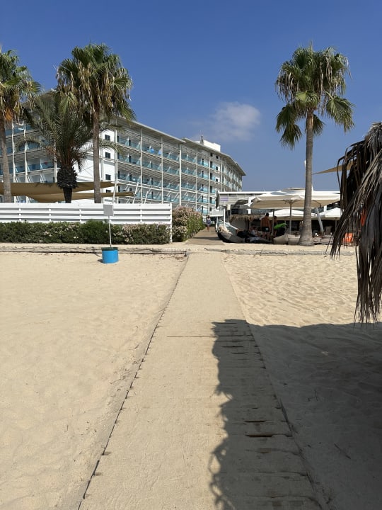 Außenansicht Asterias Beach