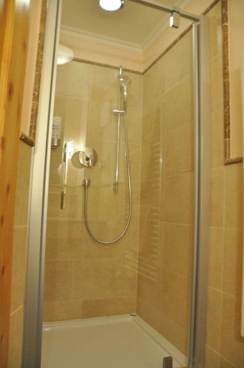 Dusche Wellnessresort Vier Jahreszeiten