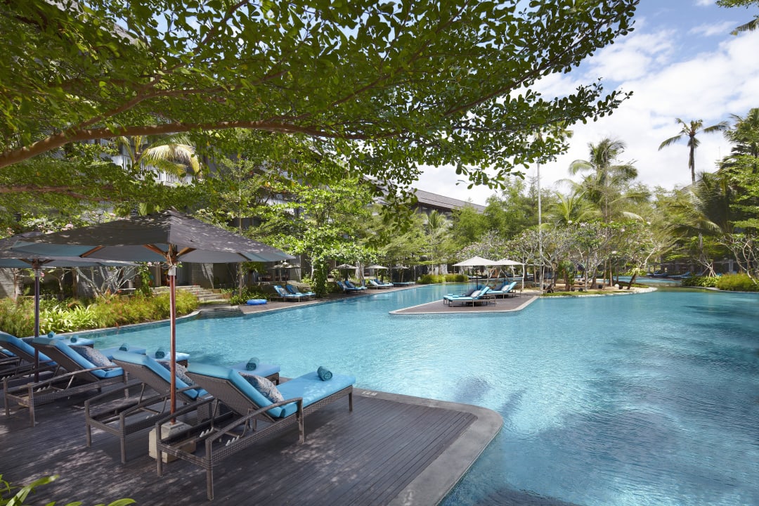 Lagoon Swimming Pool Courtyard by Marriott Bali Nusa Dua