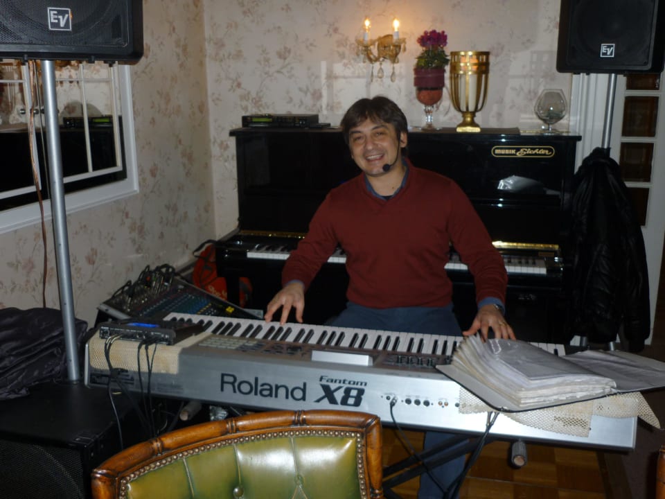 Livemusik in der Bar - gemütliche Atmosphäre. Hotel zum Schwan