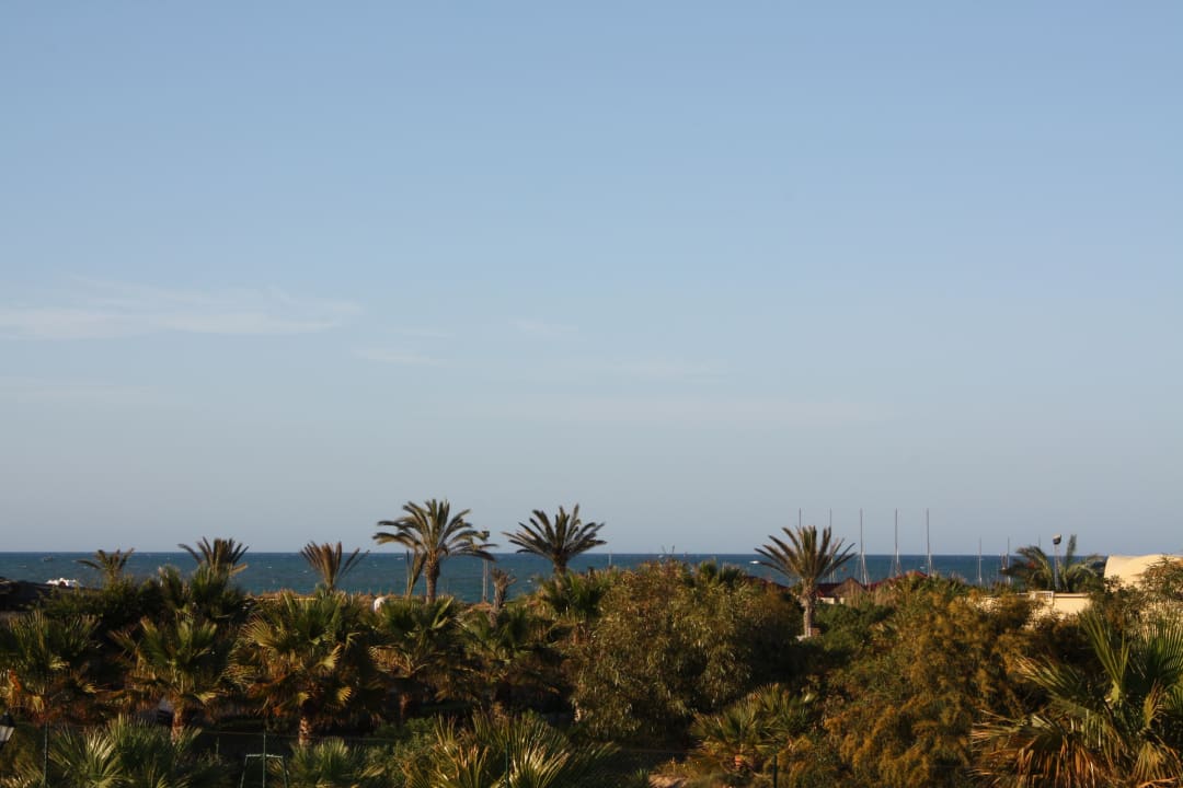 Vom Balkon bzw.kleinem Schlafzimmer TUI MAGIC LIFE Penelope Beach