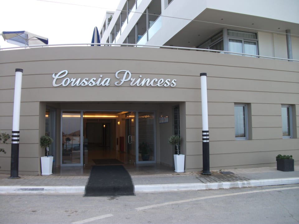Hotel von vorne Hotel Corissia Princess