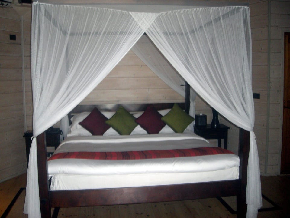 Jacuzzi Beach Villa Komandoo Island Resort & Spa - Adults only