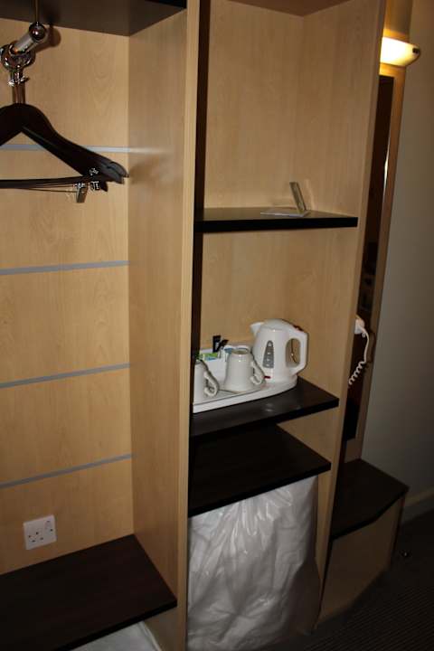 Kaffee und Tee Hotel Holiday Inn Express London Stansted Airport