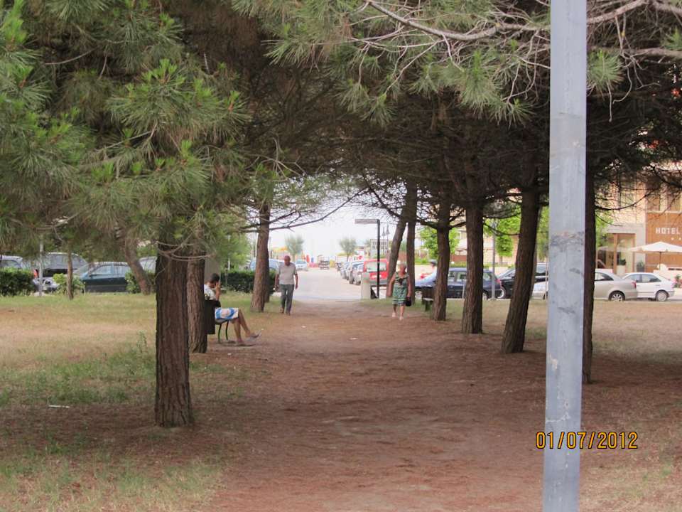 Cesta k pláži Hotel San Giorgio