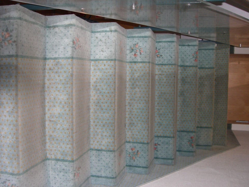 Treppenaufgang komplett verschmutzt Landhotel Harz