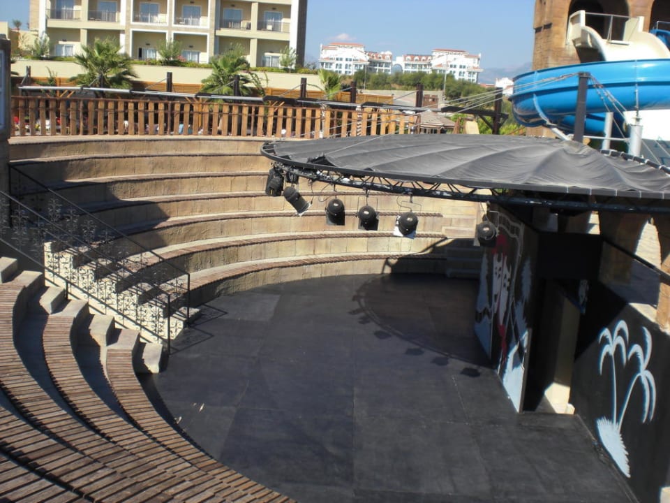 Hier finden die Shows statt Adalya Resort & Spa - Adults Only