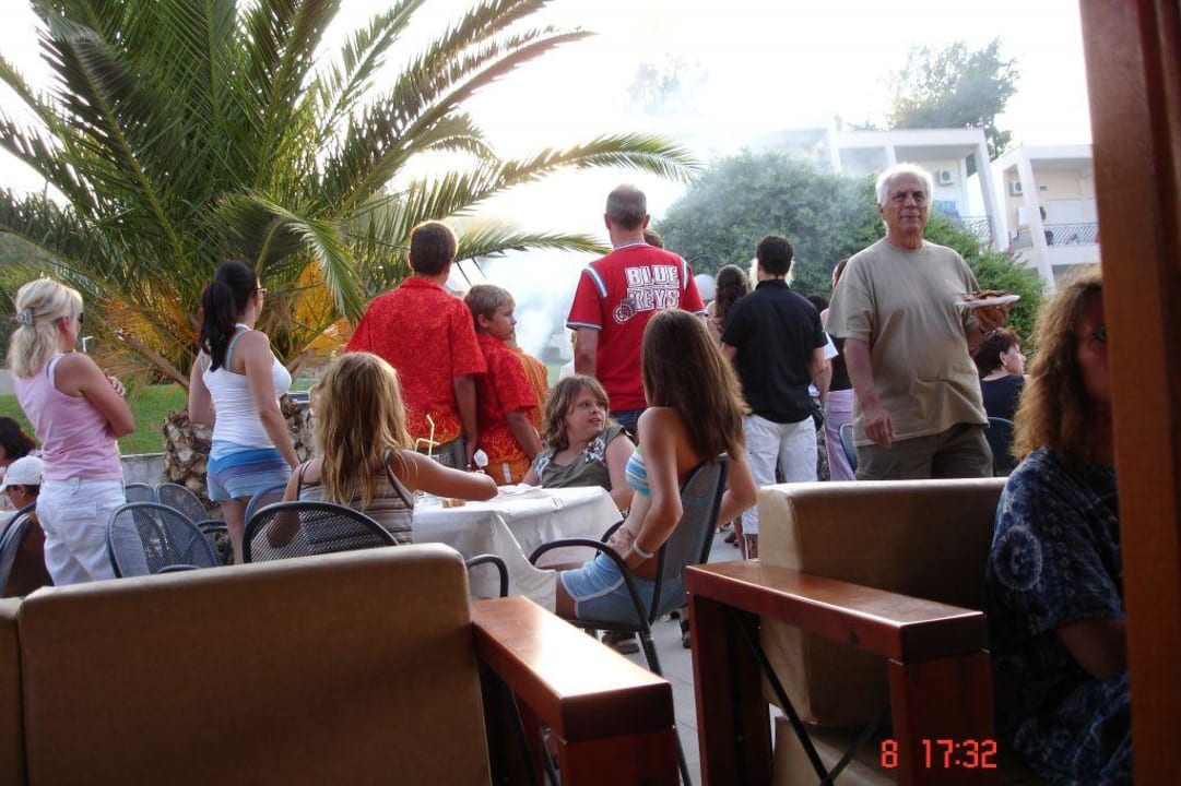 Grillabend Iris Hotel