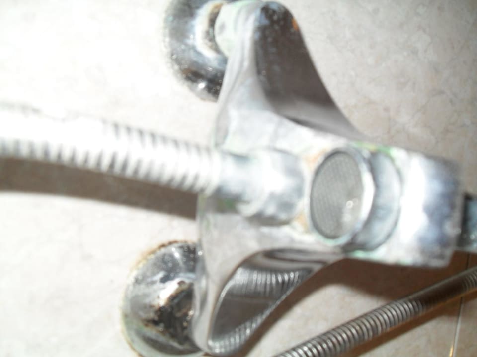 Wasserhahn in der Dusche/Badewanne Green Garden Aparthotel