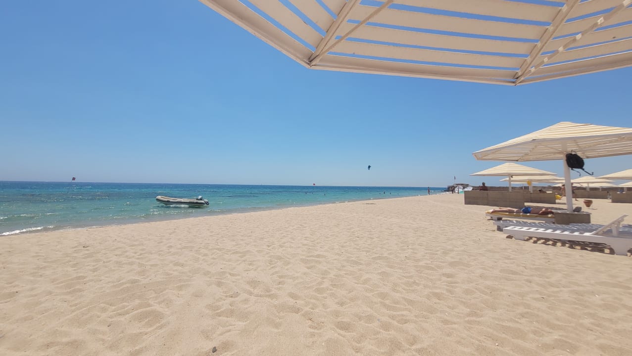 Strand Menaville Safaga