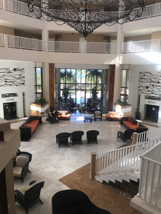 Lobby Sirenis Tropical Varadero