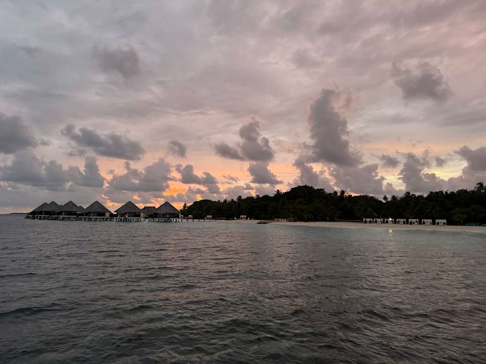 Strand Adaaran Select Meedhupparu Island Resort - Premium All Inclusive