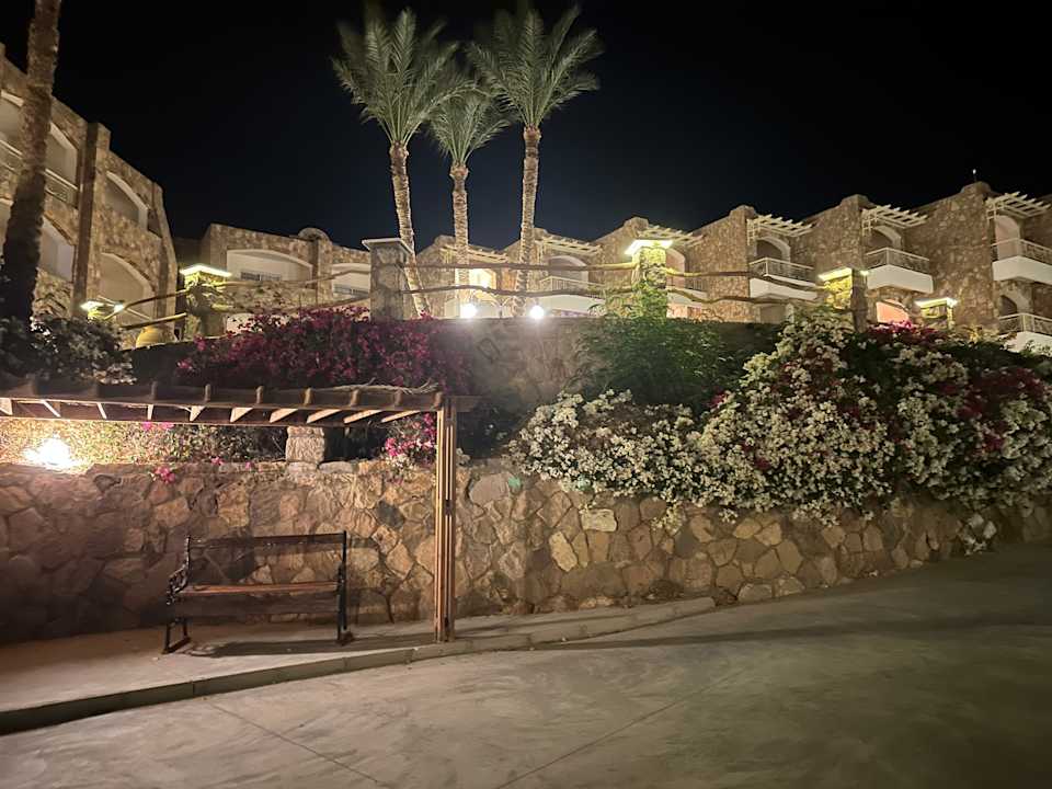 Gartenanlage Brayka Bay Resort