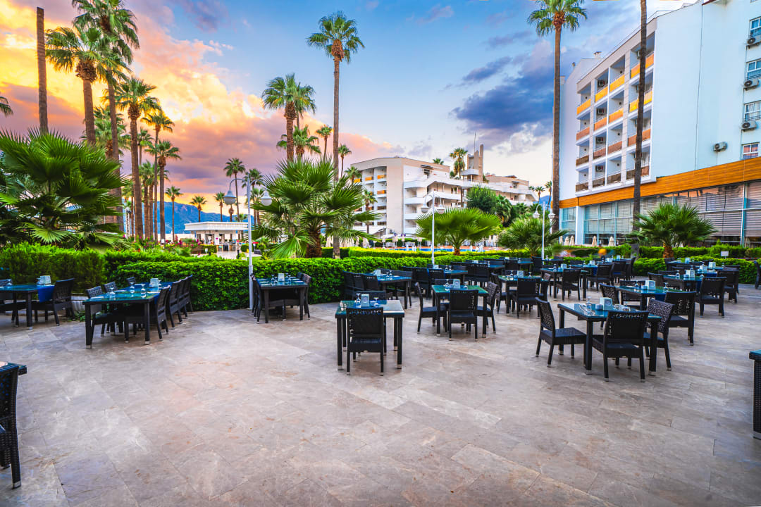 Gastro Prime Beach Hotel