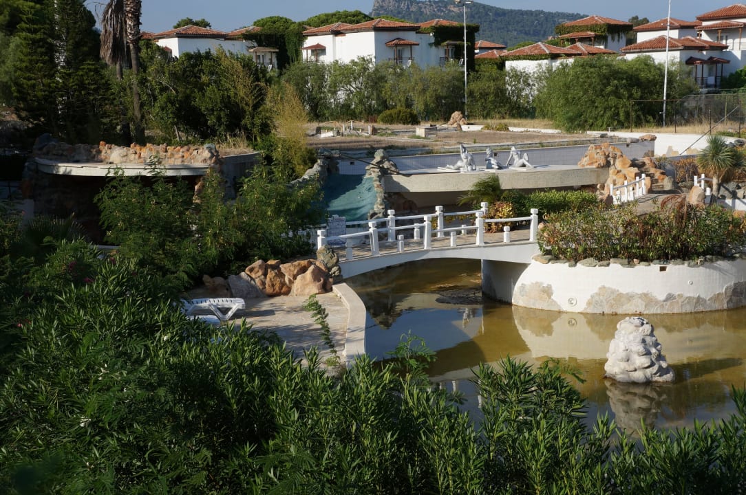 Брошенный отель Simena Comfort Hotel