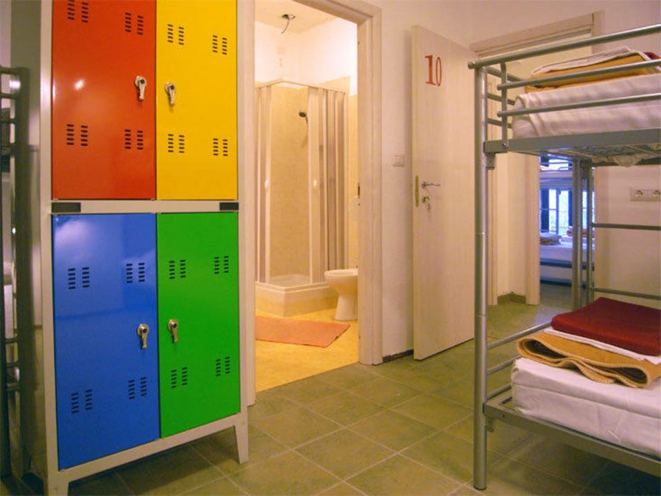 Quadrupla Hostel Colours