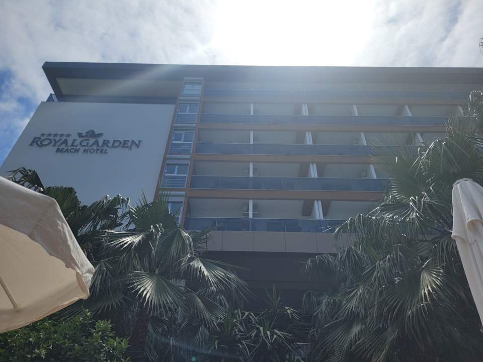 Außenansicht Hotel Royal Garden Beach