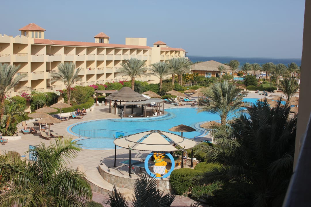 Amwaj beach club abo soma. Amwaj Beach Resort Хургада Club. Amwaj Beach Club Abu Soma. Albatros Beach Club Египет. Albatros Beach Club Abu Soma 4 Египет Хургада.