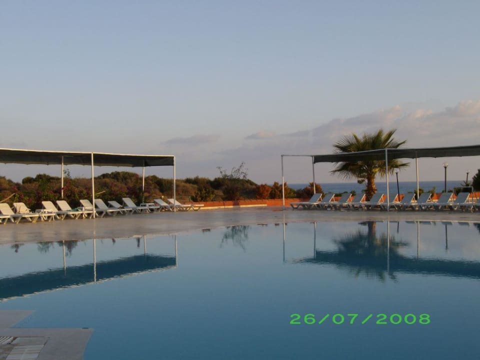 Swimmingpool Hotel Club Life Kizilot