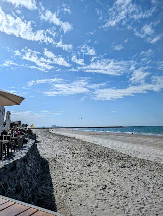 Strand The Cove Rotana Resort