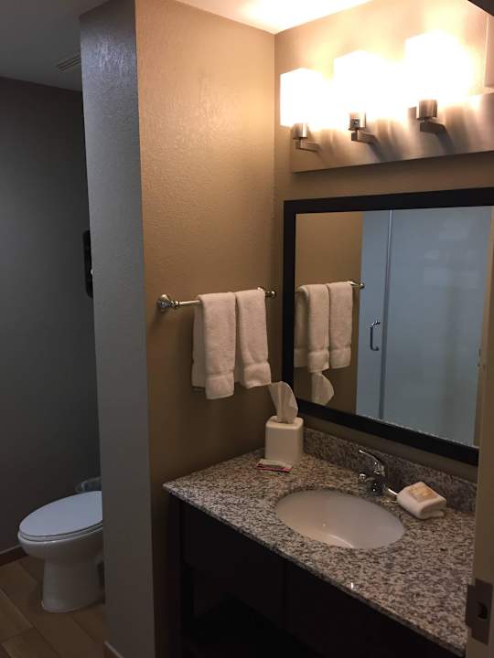 Bad Hotel La Quinta Inn & Suites Romulus Detroit Airport