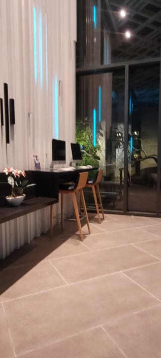 Sonstiges Holiday Inn Express Bangkok Soi Soonvijai