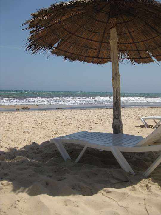 Strand Hotel Nesrine