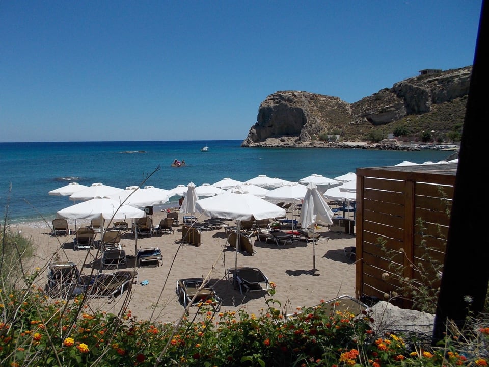 Hotel eigener Strand, Strandliegen/Schirm inclusiv alltoura Club Hotel Porto Angeli Beach Resort
