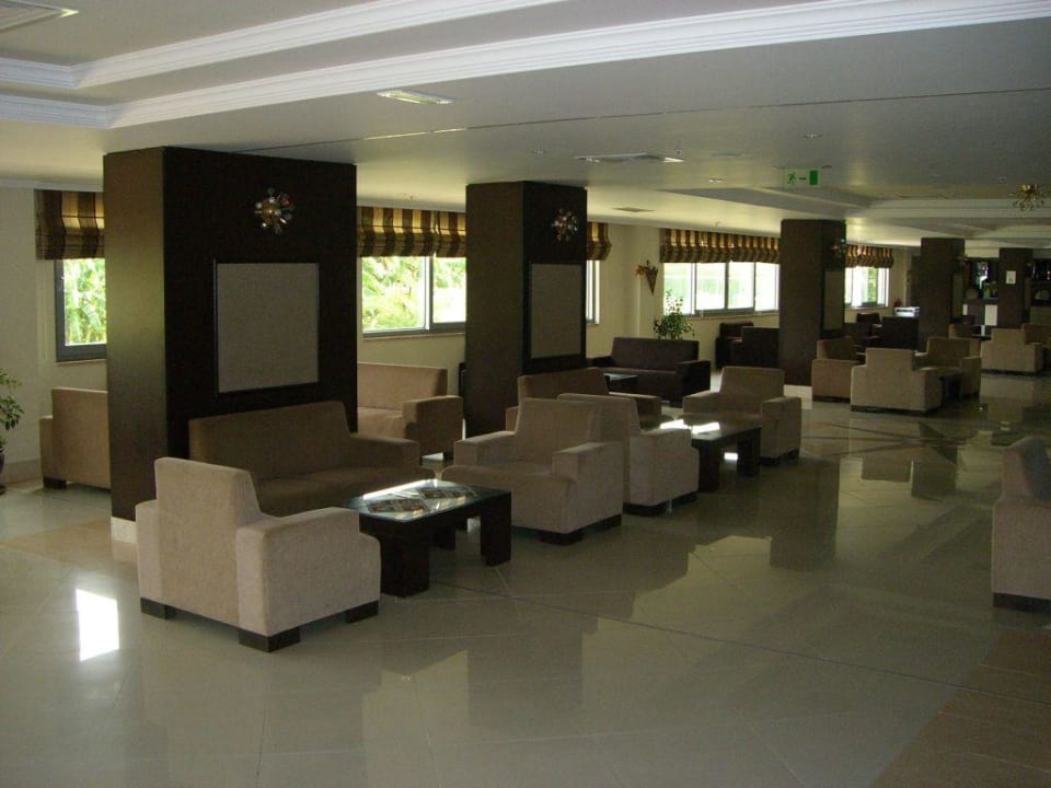 Lobby Hotel Club Nena