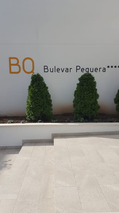 Außenansicht BQ Bulevar Paguera - Adults only